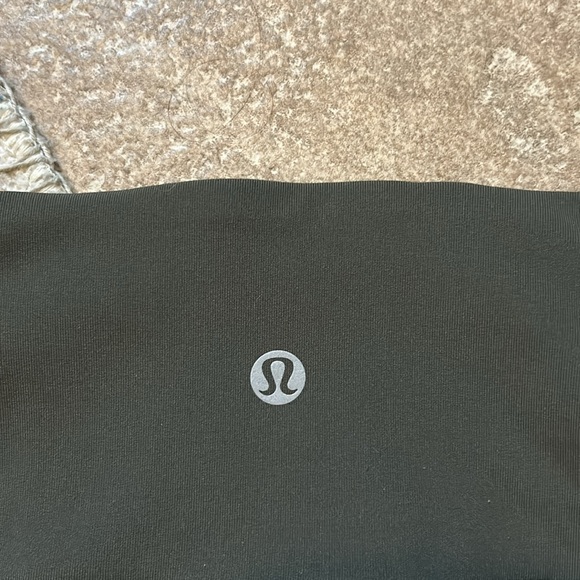 SALE! Lululemon Olive Leggings - Picture 4 of 5